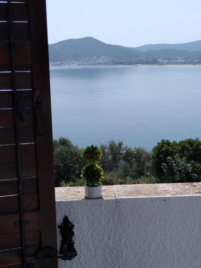 Green Sea Side Villa Kavala Esterno foto