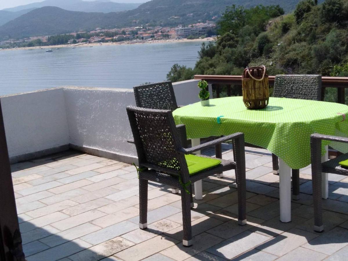 Green Sea Side Villa Kavala Esterno foto